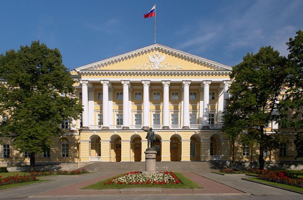 圣彼得堡市政府,十月革命后列宁在此领导布尔什维克政府（Wikimedia Commons）