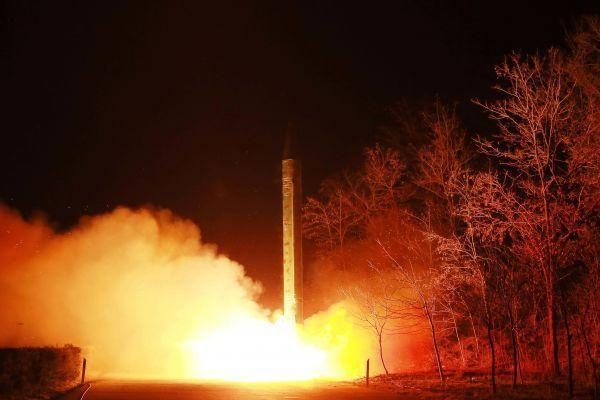 金正恩试射导弹后 中美考虑再制裁朝鲜