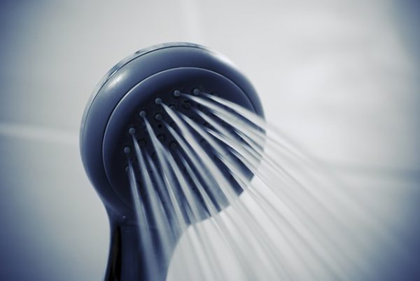 热水（图片来源：Pixabay）