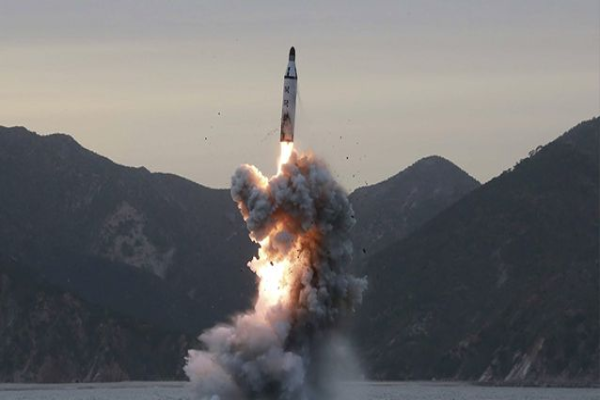 朝鲜发射导弹照片（AP）