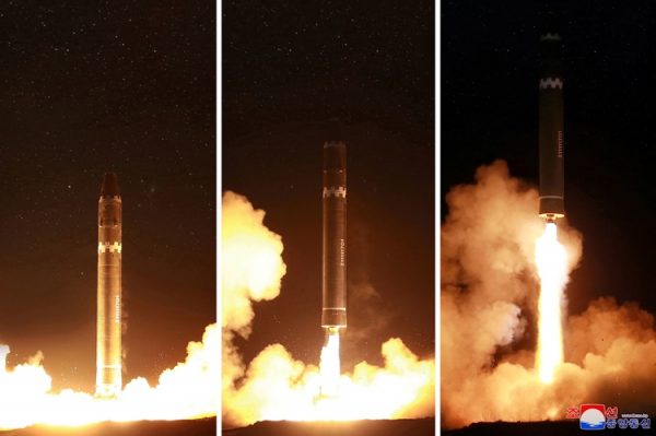 朝鲜官方公布29日导弹发射照片（AP）