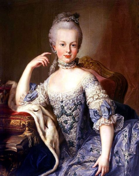 marie antoinette young2