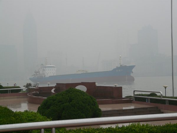  中国上海雾霾（pixabay）