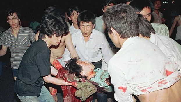 1989年六四事件，圖為平民傷亡。（六四檔案圖）