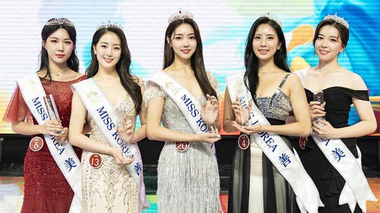 2020韓國小姐(MISS KOREA 2020)在10月23日順利落幕, 由就讀於首爾同德女子大學廣播演藝系的22歲金慧真戴上后冠。特別的是, 今年的決賽賽制有所調整, 也應該頒給佳麗們最佳勇氣獎。