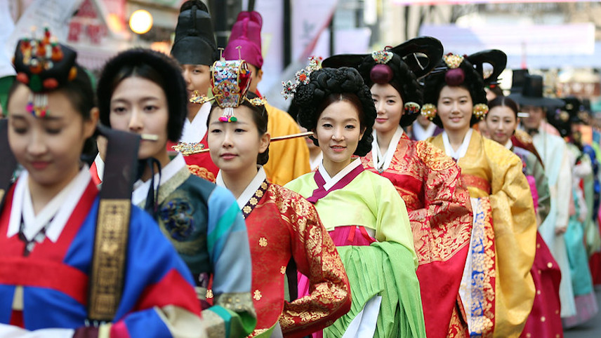 韩国人怎样拜年？韩国新年之传统“美”与“礼” | 韩国新年| Seollal | 年夜饭| 祭祖拜年| 韩服| 天然染色| 传统韩服| 韩国拜年|  岁拜| 德谈| 希望之声