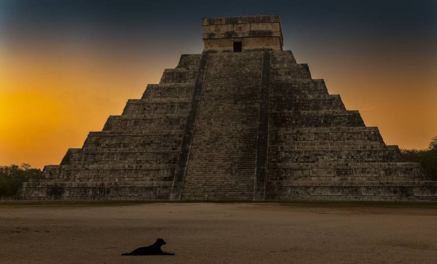 Kim tự tháp của người Maya (Ảnh: Pixabay)