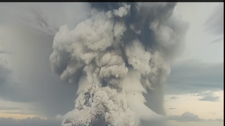 湯加火山爆發引發的火山雲