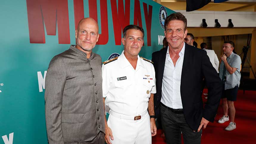  美国印太司令部司令阿基里诺（Admiral John Aquilino）（中） （图片：Marco Garcia/Getty Images for Lionsgate Entertainment)