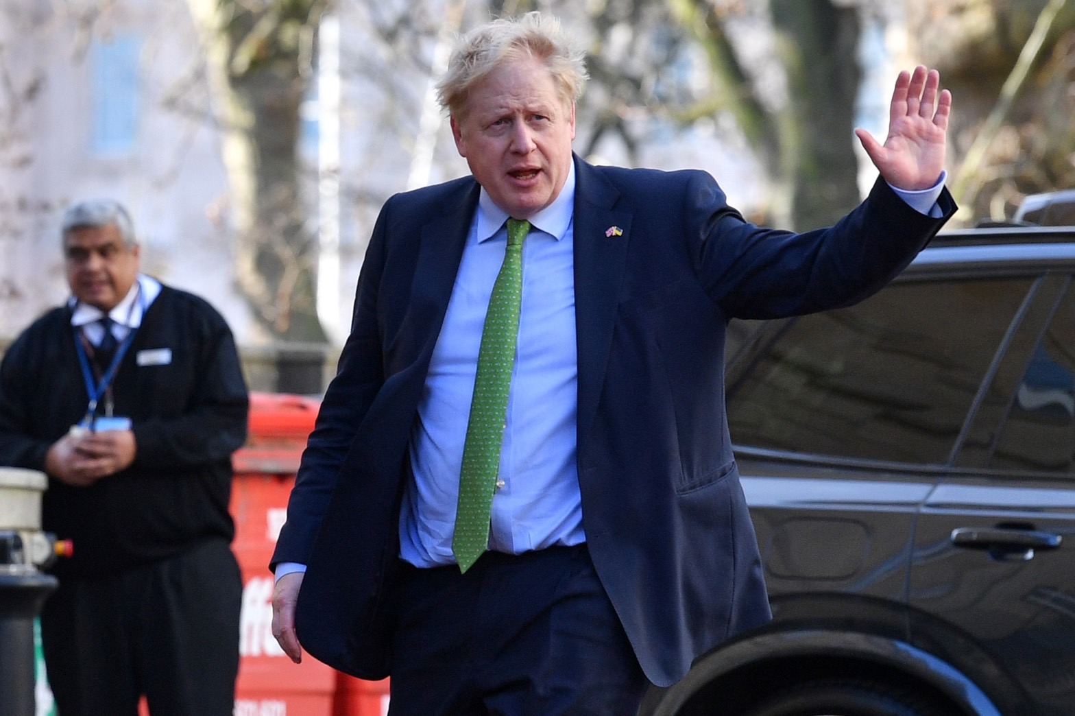 近日就有英媒透露，英國首相強森（Boris Johnson）有意拜訪烏克蘭，與澤倫斯基面對面會談，當面表達支持烏國對抗俄國的立場。