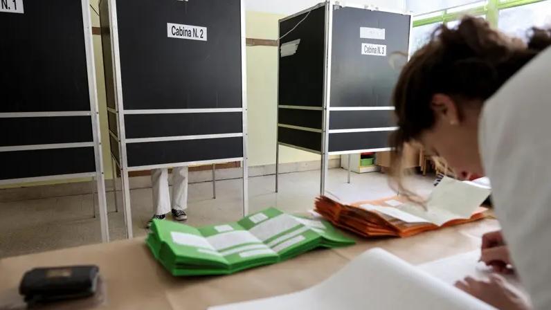 意大利就放寬公民身分申請條件以及強化勞工保障等2大議題舉行全民公投。(圖片來源:路透社)