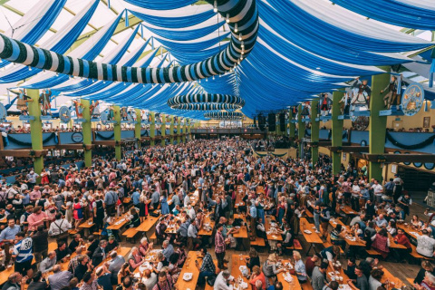 慕尼黑啤酒節的大帳篷。（圖片來源：慕尼黑啤酒節官網）
